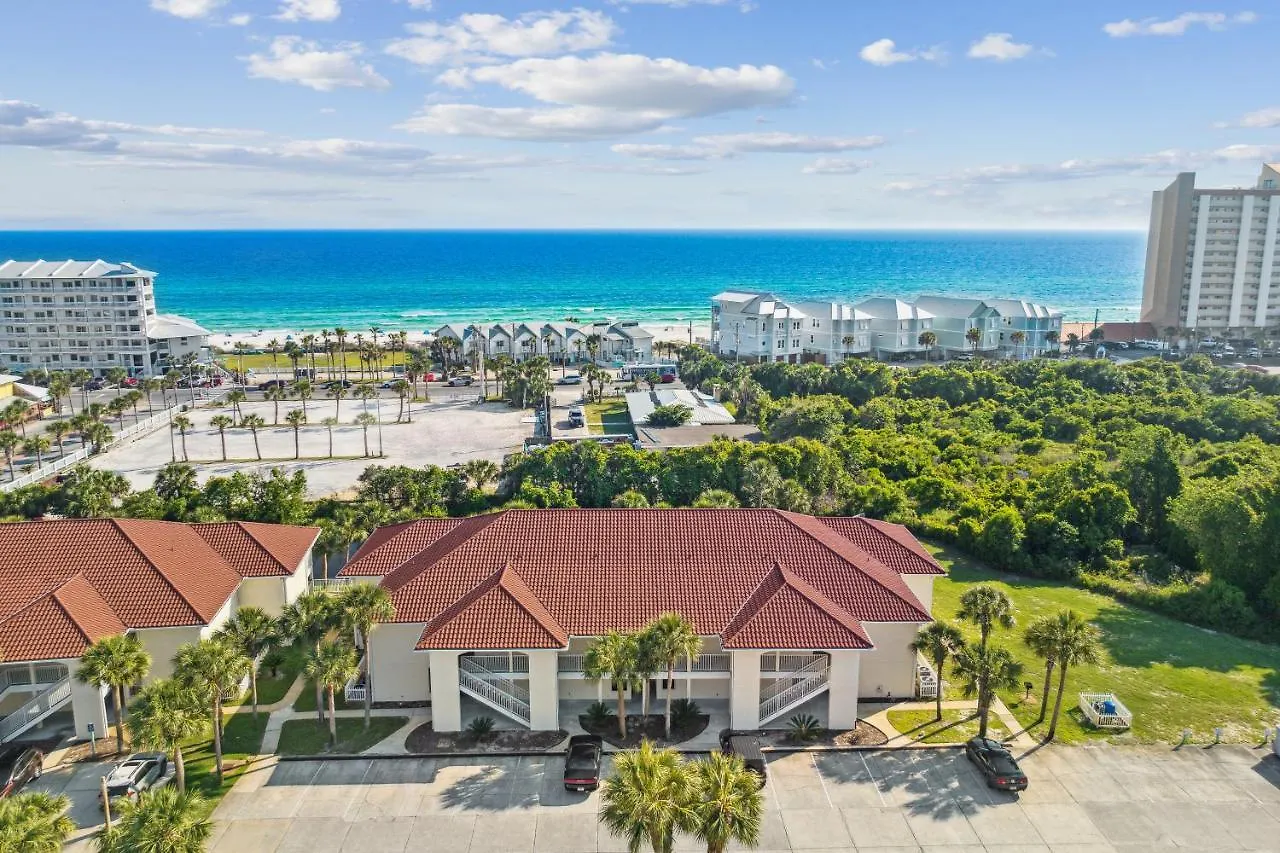 Seaspray Hideaway Sleeps 8 Pools Beach Access بنما سيتي بيتش