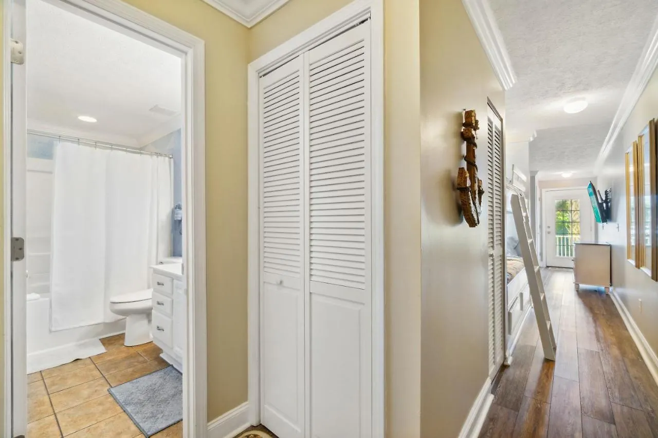 Seaspray Hideaway Sleeps 8 Pools Beach Access بنما سيتي بيتش بيت للعطل